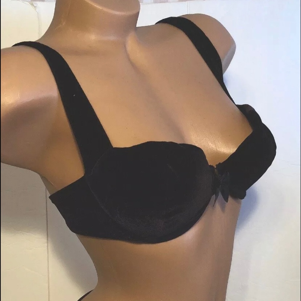 Vintage Victoria’s Secret bra & panty black velour - Picture 13 of 16